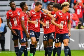 安博入口 -辩论赛场气氛紧张激烈